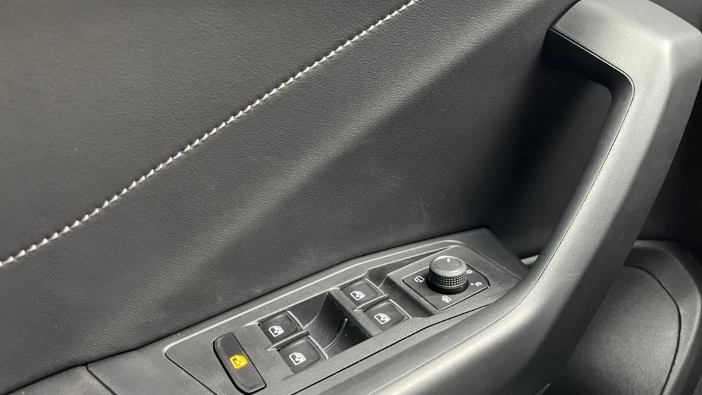 Nouvelle VOLKSWAGEN T-ROC 1.5 TSI Evo - 150 - Start&Stop - DSG 7  R-Line PHASE 2