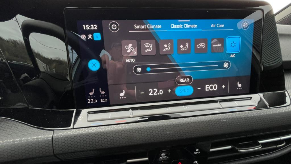 VOLKSWAGEN GOLF eHybrid 245 DSG 6  VIII GTE - JA 17\' Nottingham Hiver en Supplément