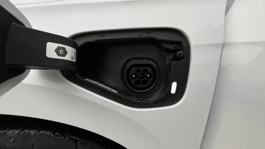 VOLKSWAGEN GOLF eHybrid 245 DSG 6  VIII GTE - JA 17\' Nottingham Hiver en Supplément