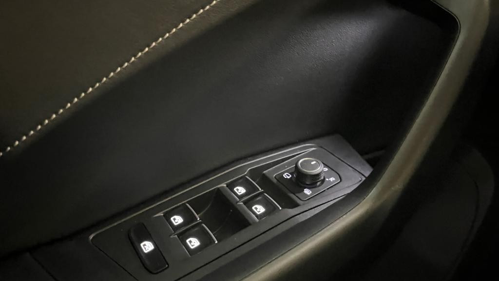 VOLKSWAGEN T-ROC 1.5 TSI Evo - 150 - Start&Stop - DSG 7  R-Line PHASE 2