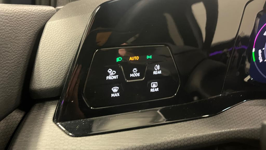 VOLKSWAGEN GOLF 1.4 eHybrid OPF - 245 - DSG 6  VIII BERLINE GTE