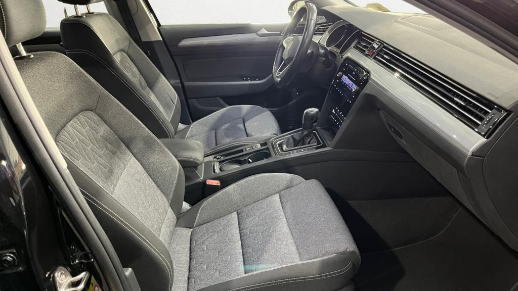 Nouvelle VOLKSWAGEN PASSAT SW 2.0 16V TDI Evo - 122 - BV DSG 7