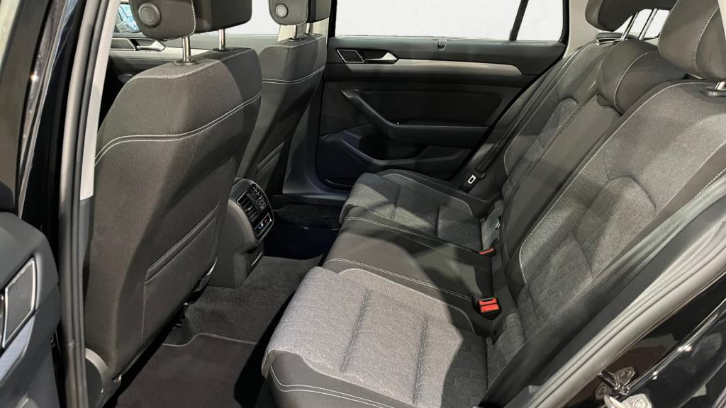 Nouvelle VOLKSWAGEN PASSAT SW 2.0 16V TDI Evo - 122 - BV DSG 7