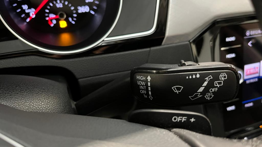 Nouvelle VOLKSWAGEN PASSAT SW 2.0 16V TDI Evo - 122 - BV DSG 7