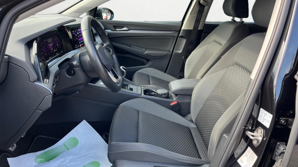 VOLKSWAGEN GOLF 1.5 TSI 130  VIII Active - Extension de Garantie VW 5 ans