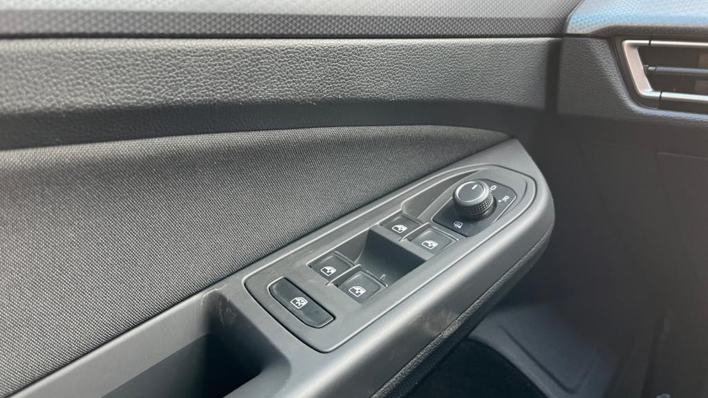 VOLKSWAGEN GOLF 1.5 TSI 130  VIII Active - Extension de Garantie VW 5 ans