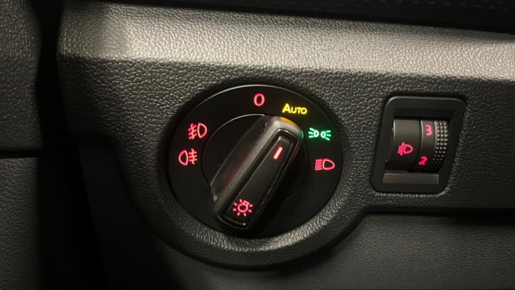 VOLKSWAGEN T-CROSS 1.0 TSI - 110 - Start&Stop - DSG 7  Lounge