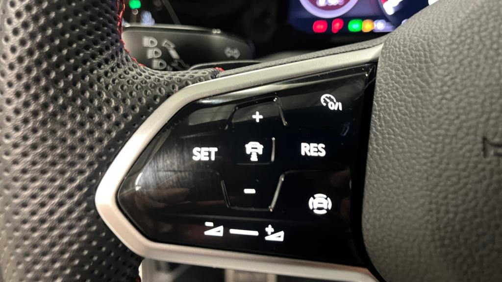 Nouvelle VOLKSWAGEN GOLF 2.0 TSI - 245 - DSG 7  VIII BERLINE GTI