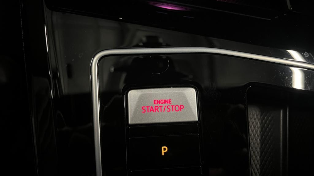 Nouvelle VOLKSWAGEN GOLF 2.0 TSI - 245 - DSG 7  VIII BERLINE GTI