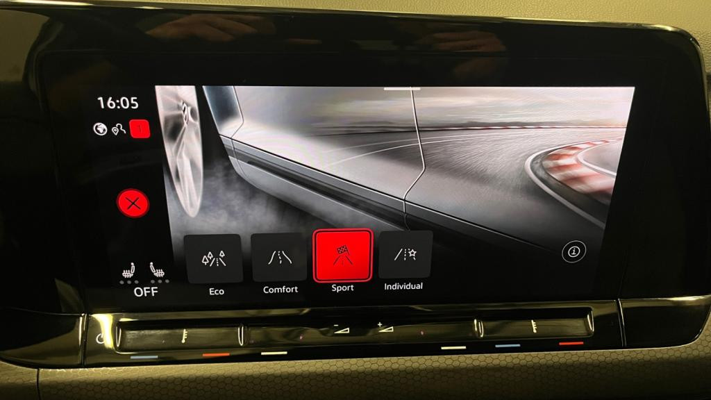 Nouvelle VOLKSWAGEN GOLF 2.0 TSI - 245 - DSG 7  VIII BERLINE GTI