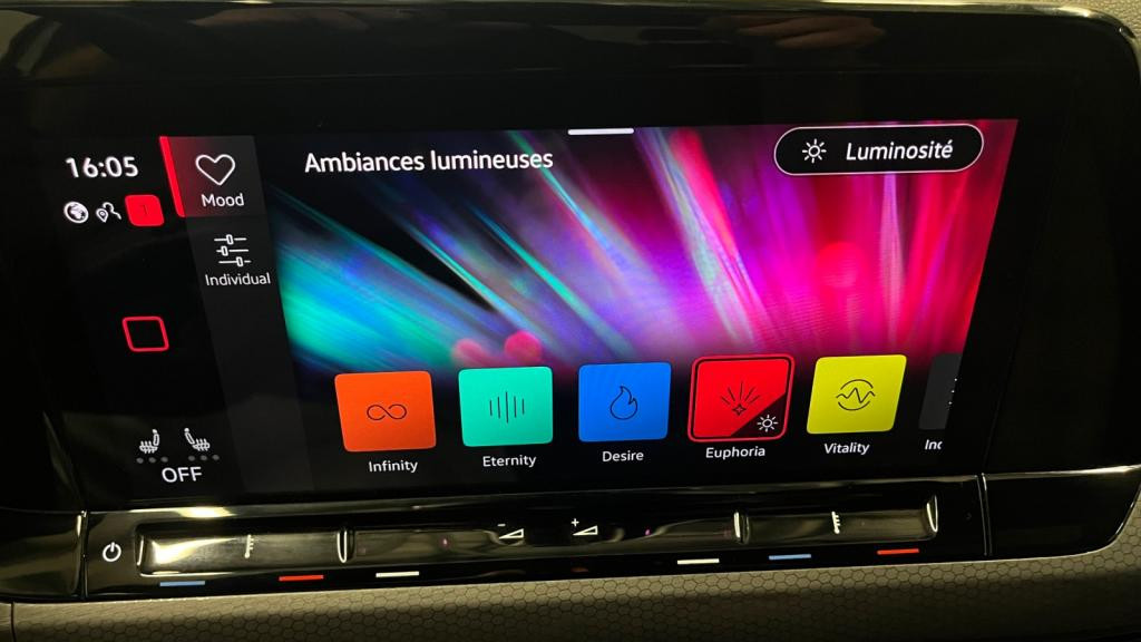 Nouvelle VOLKSWAGEN GOLF 2.0 TSI - 245 - DSG 7  VIII BERLINE GTI