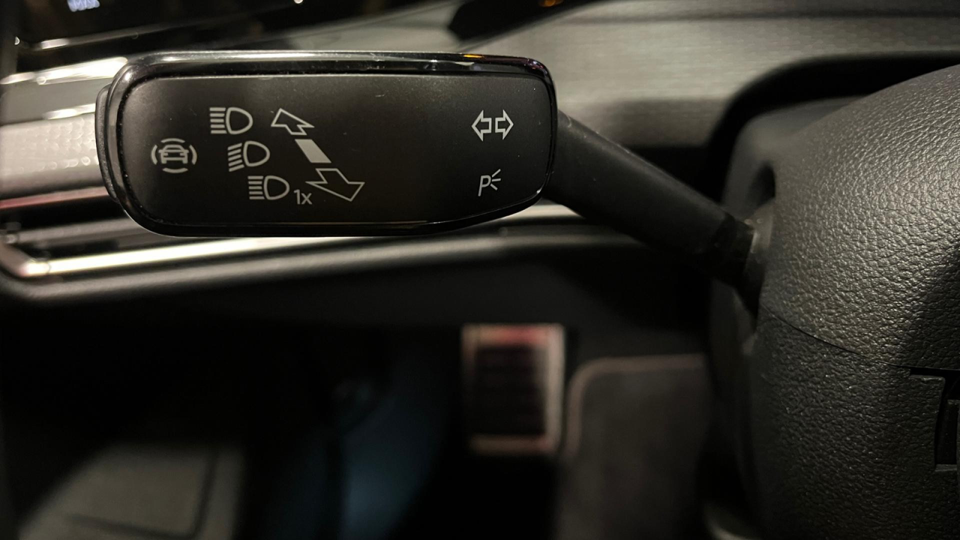 VOLKSWAGEN GOLF 2.0 TSI - 300 - DSG 7  VIII BERLINE GTI Clubsport 