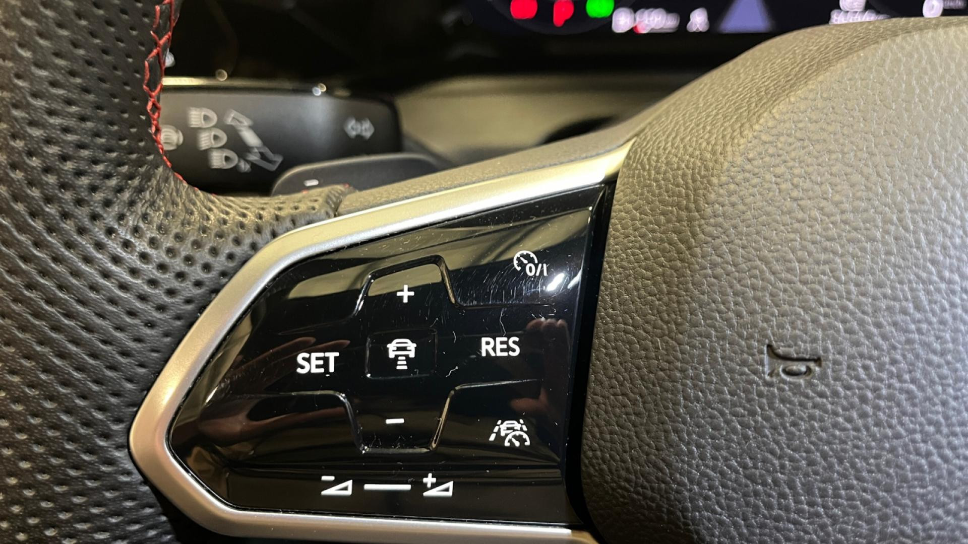 VOLKSWAGEN GOLF 2.0 TSI - 300 - DSG 7  VIII BERLINE GTI Clubsport 