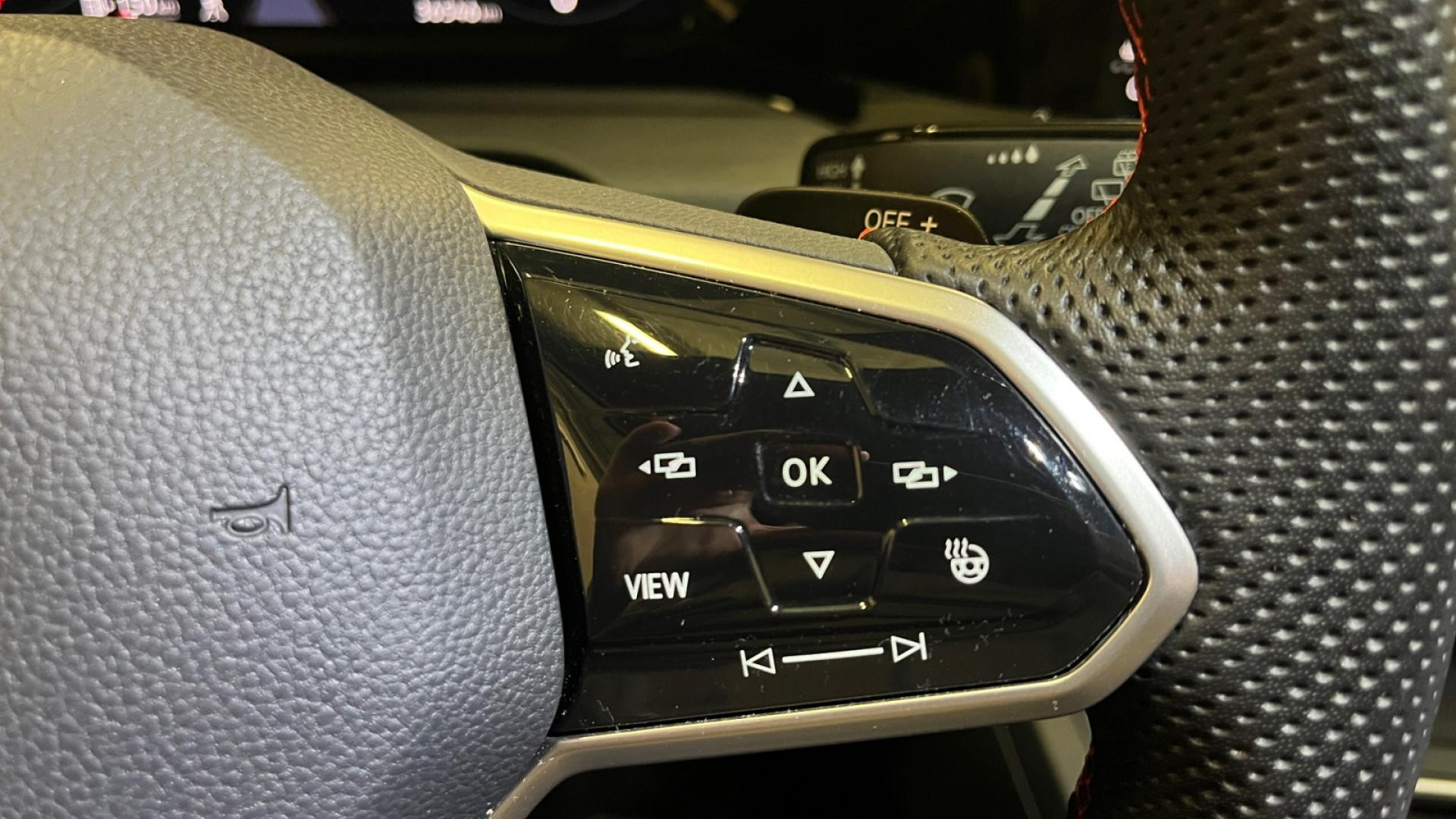 VOLKSWAGEN GOLF 2.0 TSI - 300 - DSG 7  VIII BERLINE GTI Clubsport 