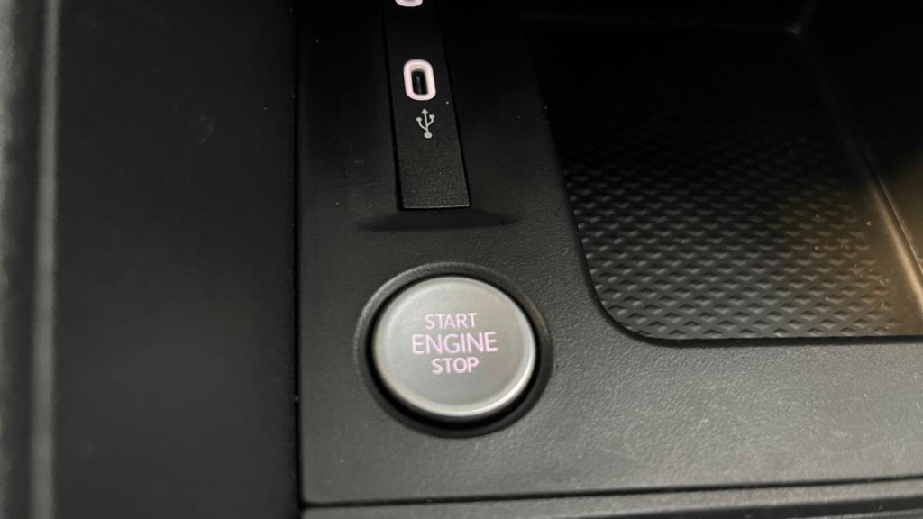 Nouvelle VOLKSWAGEN CADDY Maxi 1.5 eHybrid - 150 - DSG 6 - 7pl COMBI Maxi Life 