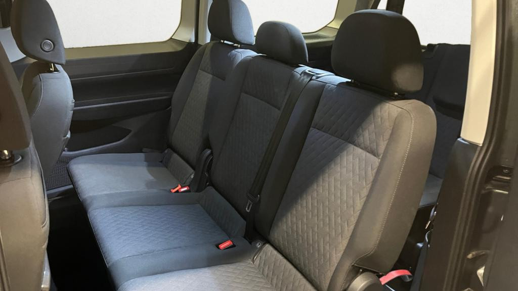 Nouvelle VOLKSWAGEN CADDY Maxi 1.5 eHybrid - 150 - DSG 6 - 7pl COMBI Maxi Life 