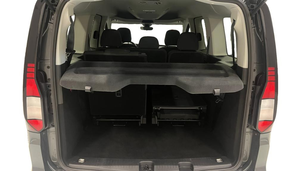 Nouvelle VOLKSWAGEN CADDY Maxi 1.5 eHybrid - 150 - DSG 6 - 7pl COMBI Maxi Life 