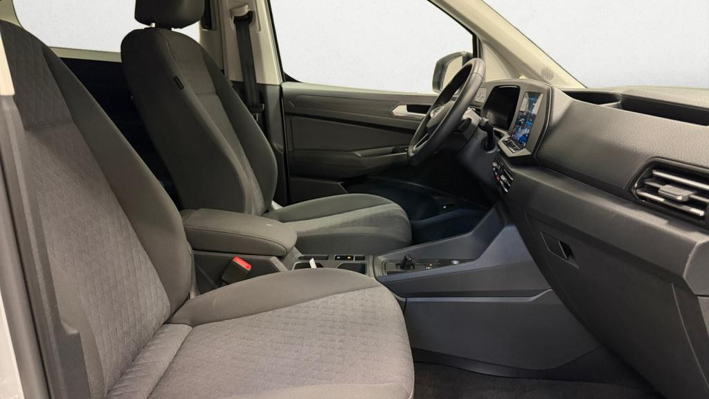 Nouvelle VOLKSWAGEN CADDY Maxi 1.5 eHybrid - 150 - DSG 6 - 7pl COMBI Maxi Life 