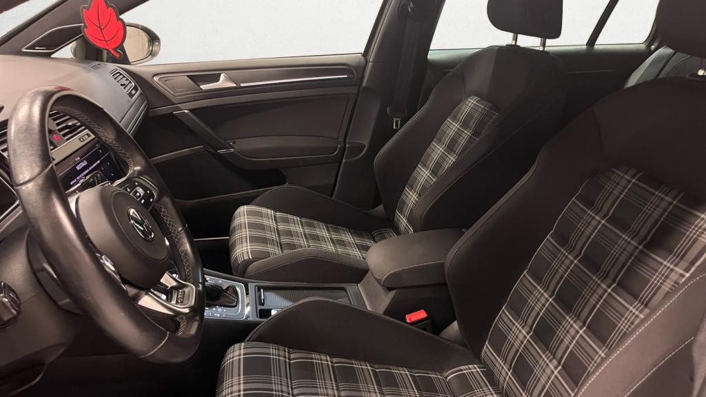 VOLKSWAGEN GOLF 2.0 16V TDI CR BlueMotion - 184 - DSG 7  GTD