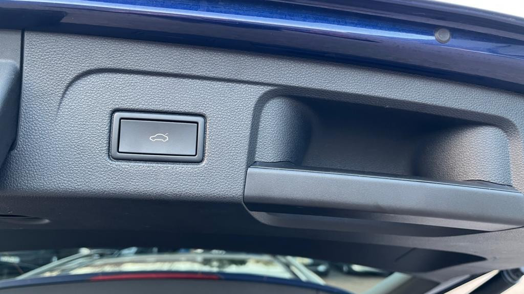 VOLKSWAGEN TOURAN 2.0 16V TDI SCR - 150 - DSG 7 7pl  2015 Style 