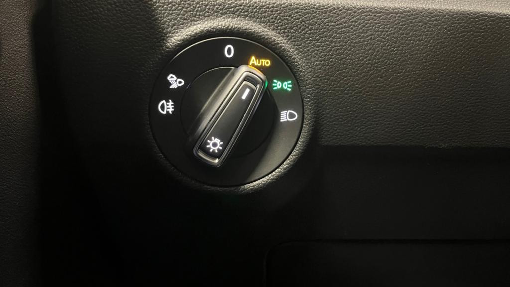 VOLKSWAGEN T-ROC TSI Evo 150 Style PHASE 2 - Attelage - Téléphone Confort - Caméra