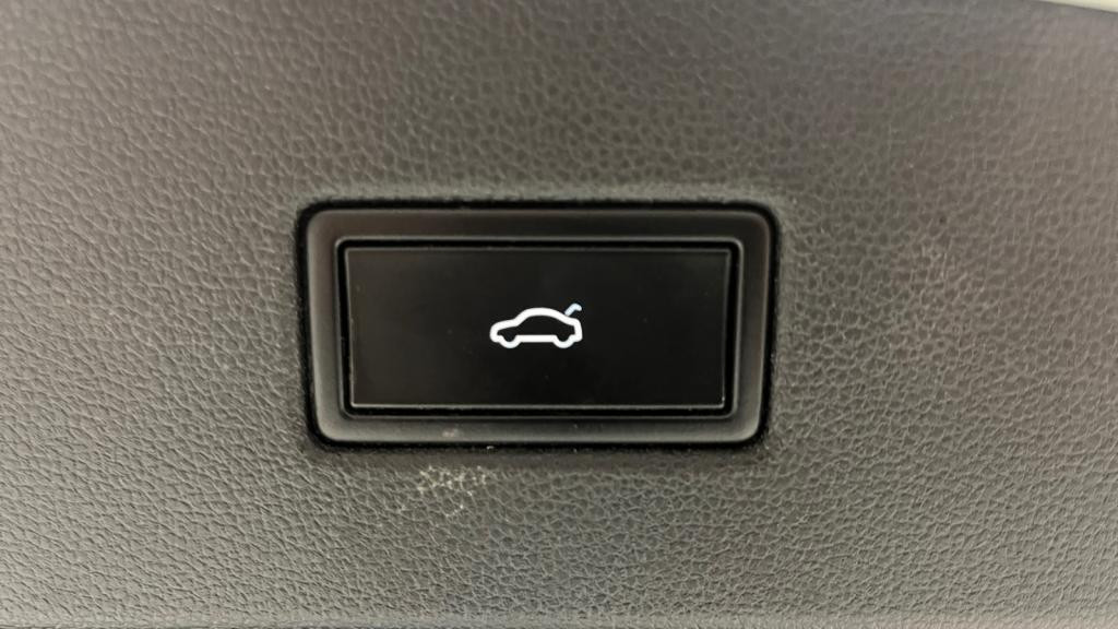 VOLKSWAGEN TIGUAN 2.0 16V TSI BlueMotion - 190 - DSG 7  Confortline 4Motion