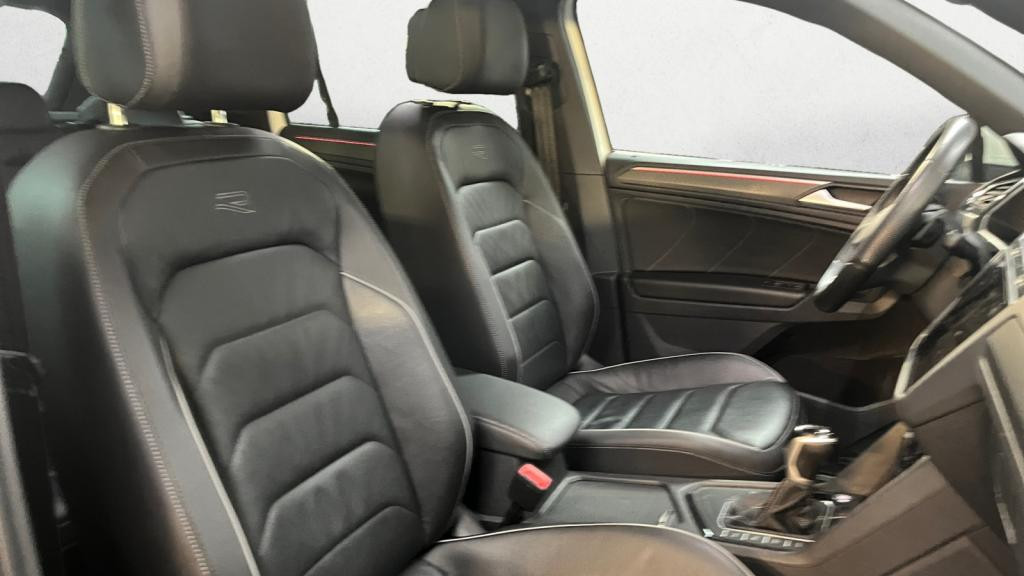 VOLKSWAGEN TIGUAN eHybrid 245 R-Line Exclusive - Navigation Discover Pro - Toit Ouvrant - Suspension DCC