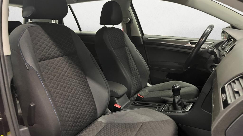 VOLKSWAGEN GOLF 1.5 16V TSI Evo - 130  VII BERLINE Connect PHASE 2