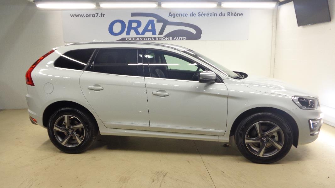 VOLVO XC60 D4 181CH AWD R-DESIGN GEARTRONIC
