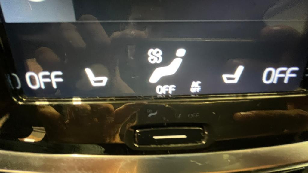 VOLVO V60  D3 AdBlue - 150 - BVA Geartronic  2018 BREAK Momentum 