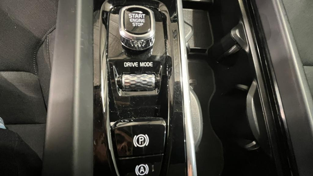 VOLVO V60  D3 AdBlue - 150 - BVA Geartronic  2018 BREAK Momentum 