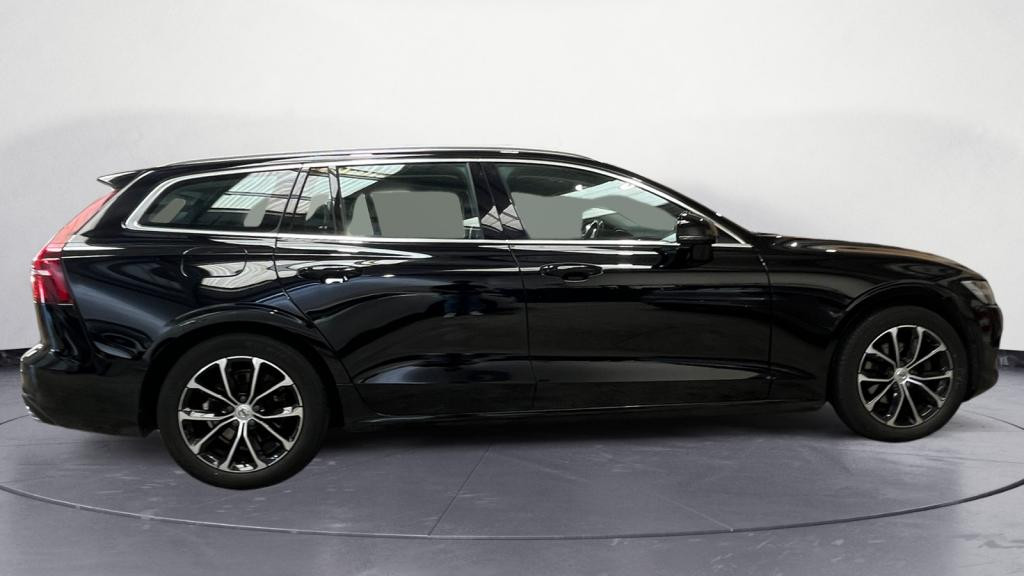 VOLVO V60  D3 AdBlue - 150 - BVA Geartronic  2018 BREAK Momentum 