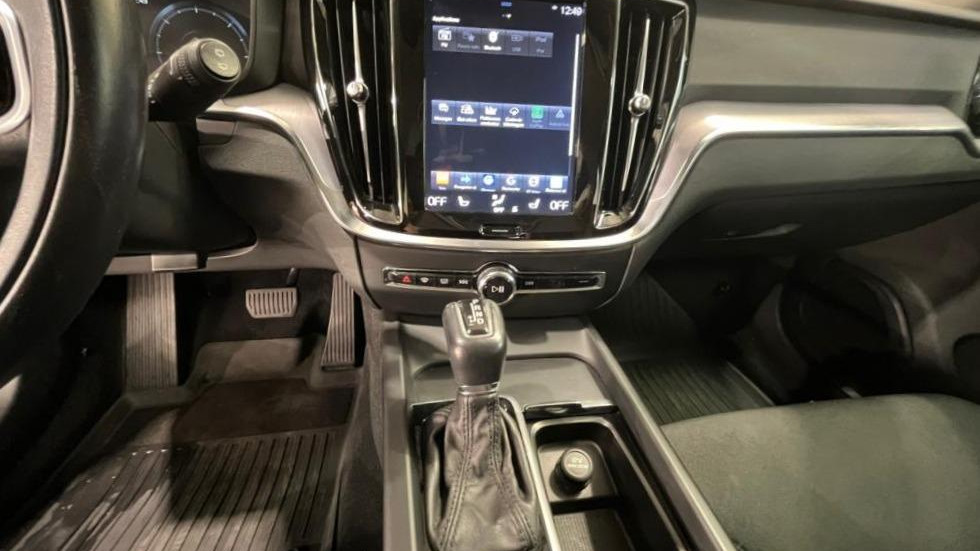 VOLVO V60  D3 AdBlue - 150 - BVA Geartronic  2018 BREAK Momentum 