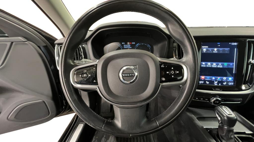 VOLVO V60  D3 AdBlue - 150 - BVA Geartronic  2018 BREAK Momentum 