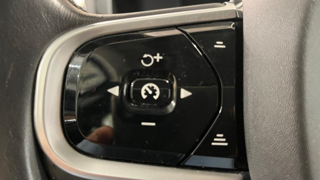 VOLVO V60  D3 AdBlue - 150 - BVA Geartronic  2018 BREAK Momentum 