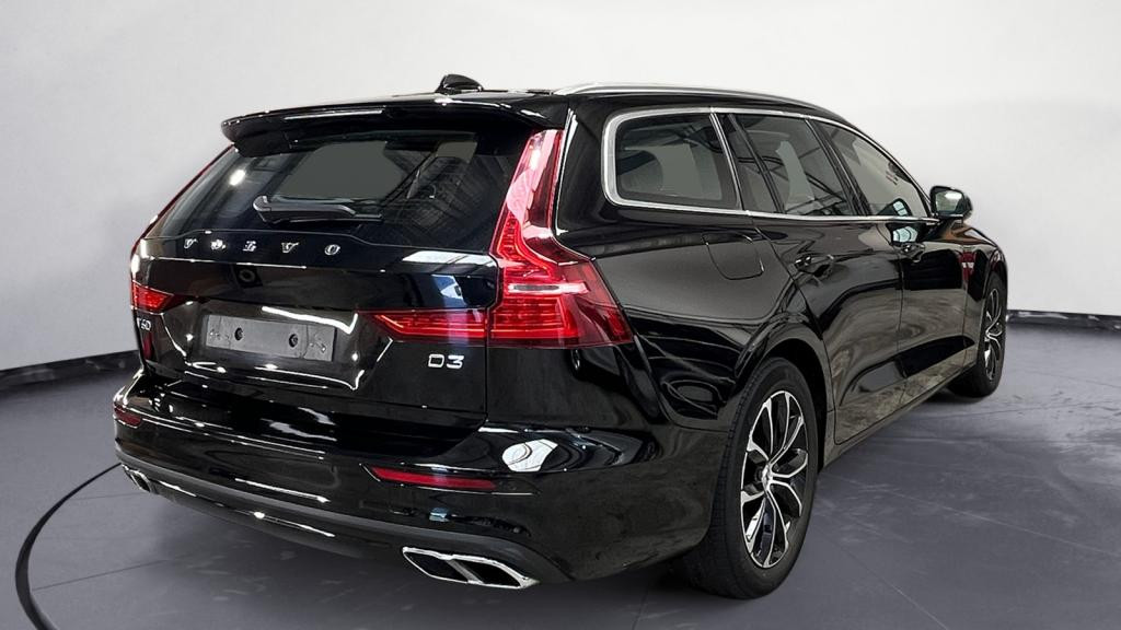 VOLVO V60  D3 AdBlue - 150 - BVA Geartronic  2018 BREAK Momentum 