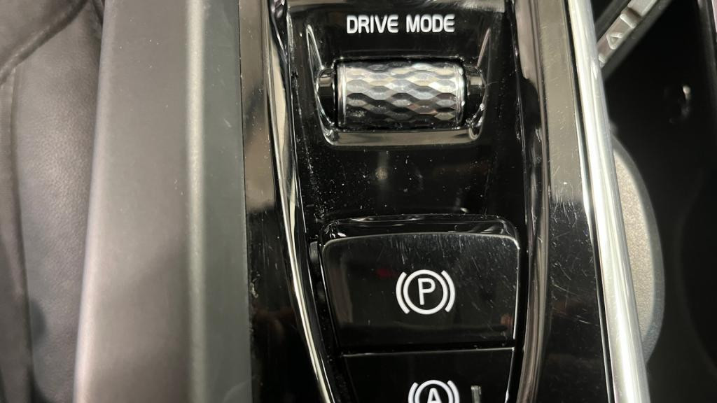 VOLVO V60  D3 AdBlue - 150 - BVA Geartronic  2018 BREAK Momentum 