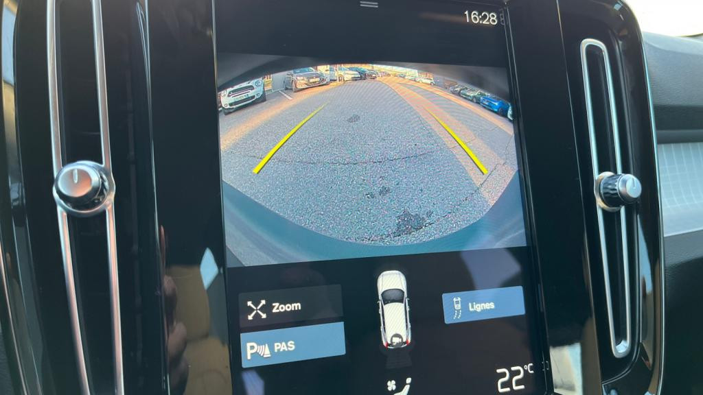 VOLVO XC40  T5 Recharge 180+82 DCT 7 Business - Navigation - Caméra