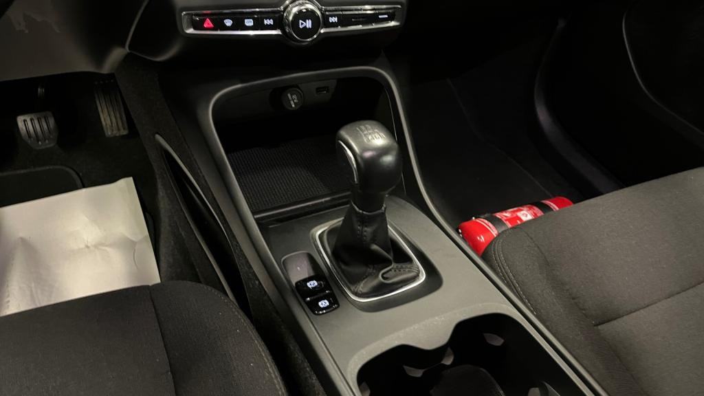 VOLVO XC40 T2 129cv  Momentum 