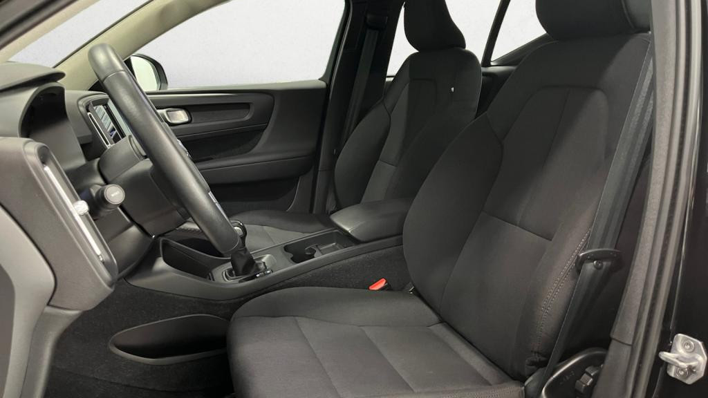 VOLVO XC40 T2 129cv  Momentum 