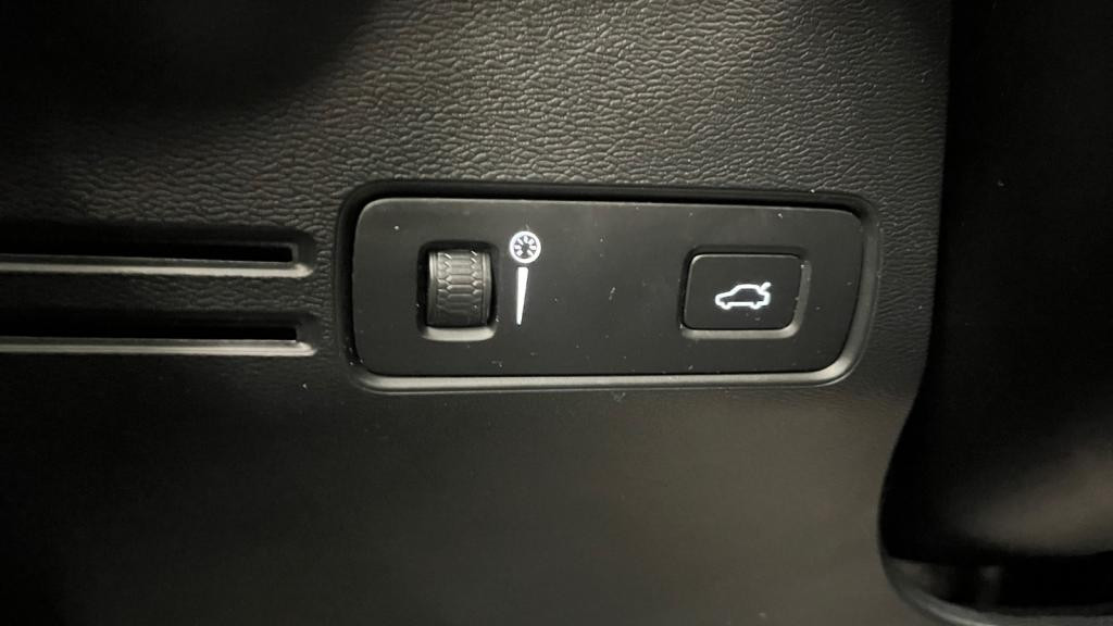 VOLVO XC40 T2 129cv  Momentum 