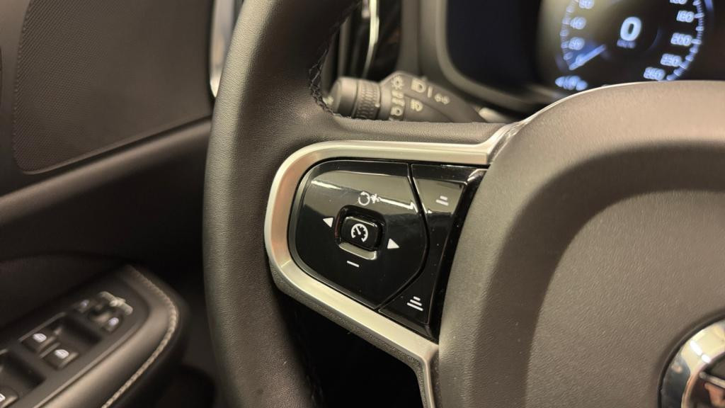 VOLVO V60  T6 AWD Recharge - 253+145 - Geartronic R-Design 