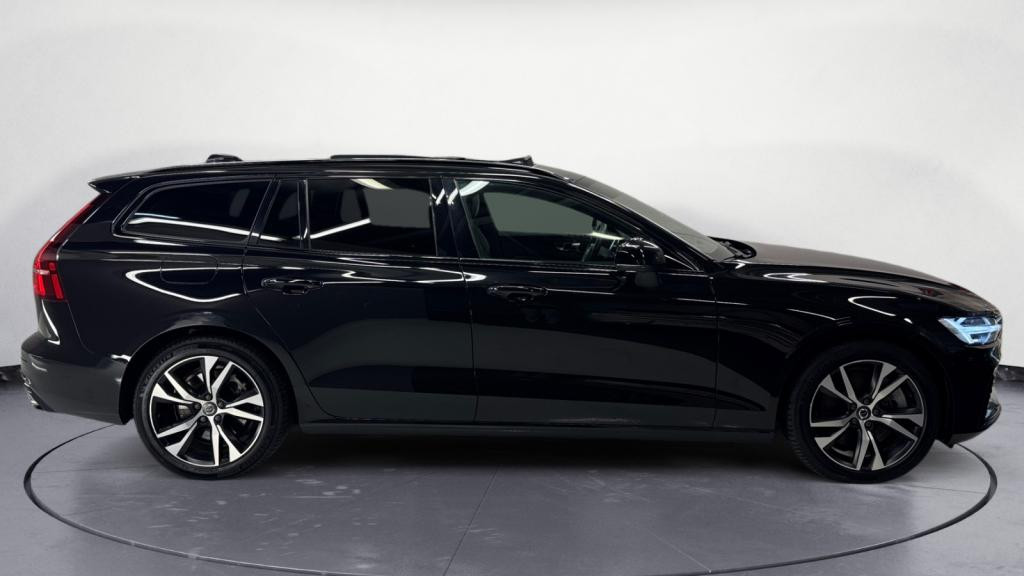 VOLVO V60  T6 AWD Recharge - 253+145 - Geartronic R-Design 