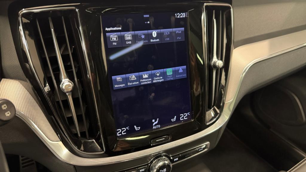 VOLVO V60  T6 AWD Recharge - 253+145 - Geartronic R-Design 