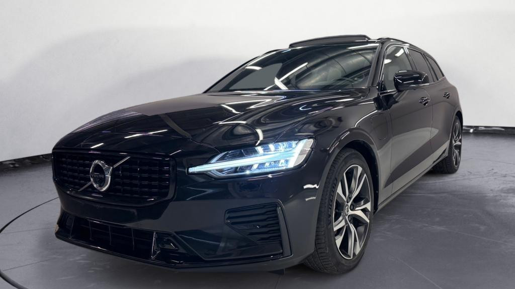 VOLVO V60  T6 AWD Recharge - 253+145 - Geartronic R-Design 