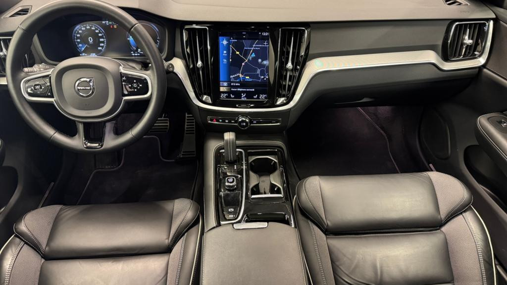 VOLVO V60  T6 AWD Recharge - 253+145 - Geartronic R-Design 